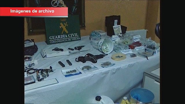 Francia entrega a España 20 años de material incautado a ETA