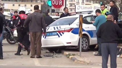 Kilis'te Trafik Kazası: 2'si Polis 4 Yaralı