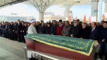Diyanet İşleri Başkanı Erbaş, İzzet Tosun’un cenaze namazını kıldırdı