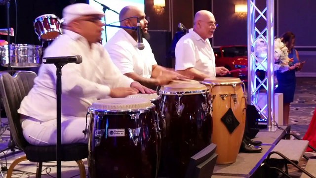 Puertorriqueños buscan preservar su cultura a través de la “Bomba”