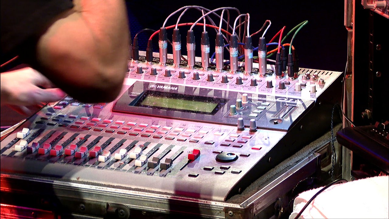 Brain Damage | Mama Word - Ocora Couleurs du Monde