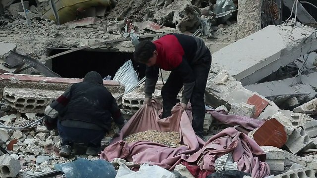 Cinco días de bombardeos sirios contra bastión rebelde