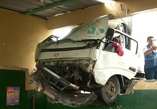 Accidente de tránsito deja 8 menores de una escuela al norte de Guayaquil