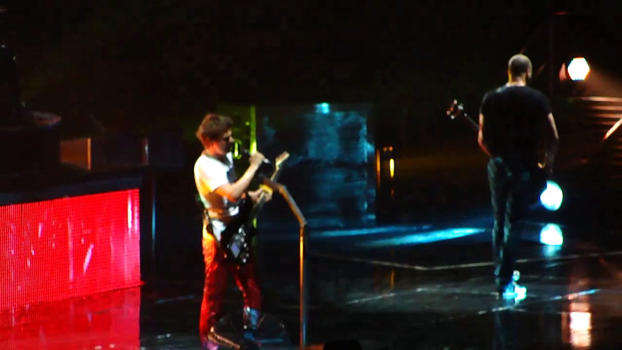 Muse - Interlude + Hysteria, Arco Arena, Sacramento, CA, USA  9/28/2010