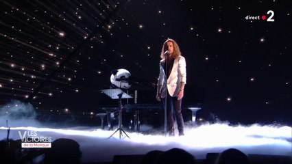 Julien Doré - Corbeau Blanc / Victoires de la Musique 2018