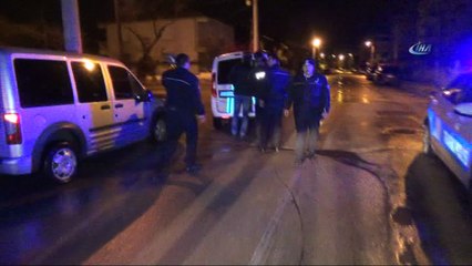 Karaman’da dur ihtarına uymayan kamyonet ekipleri peşine taktı