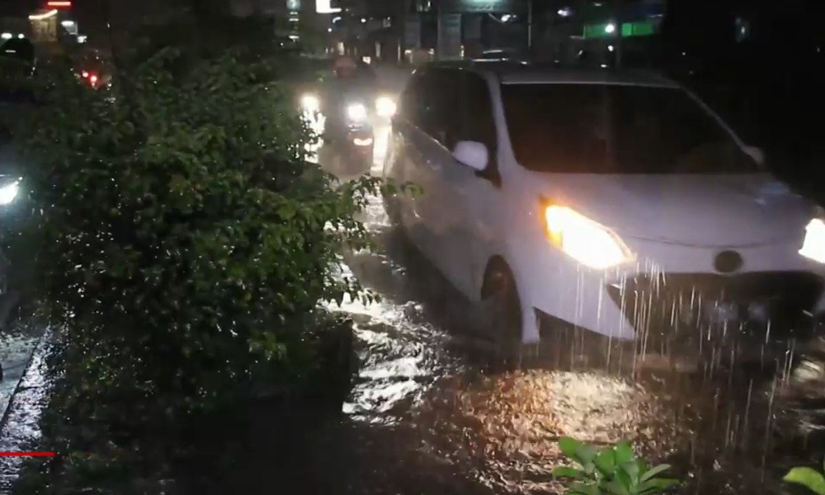 Banjir Menggenangi 7 Wilayah Kecamatan di Cirebon