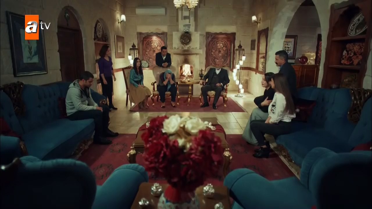 Konağın yeni sahibi benim! - Aşk ve Mavi 48. Bölüm