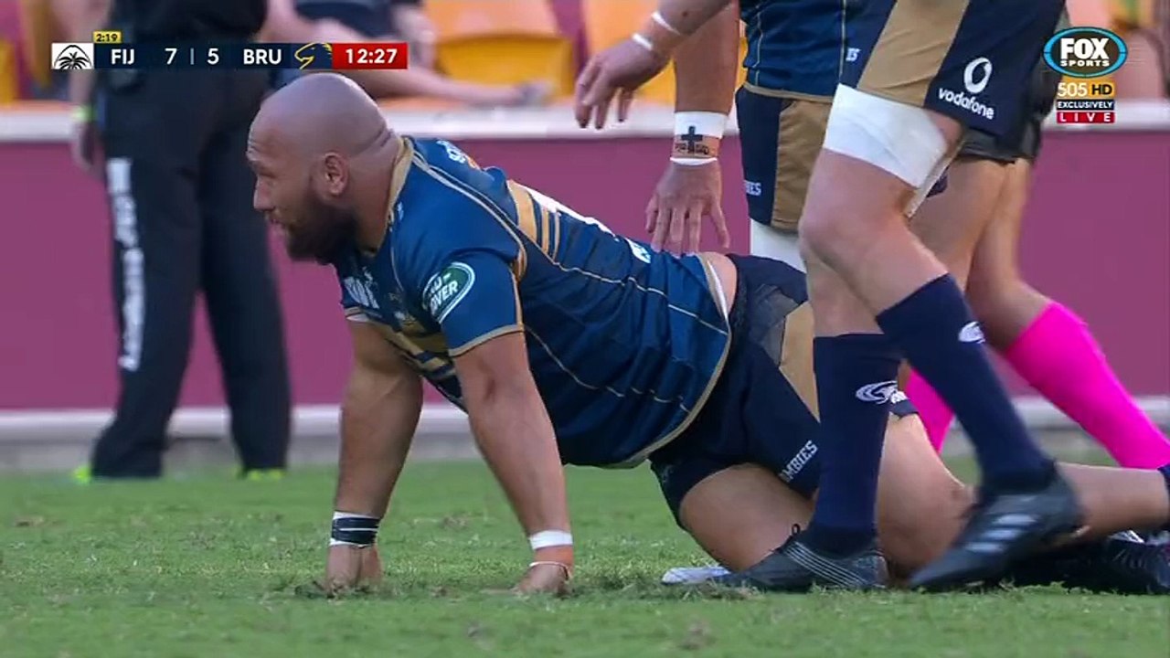 Big Hit from Fiji against Brumbies (2018 Brisbane Global 10s)