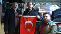 Alaşehirliler Afrin’deki askerlere destek için 'Komando' andını okudu