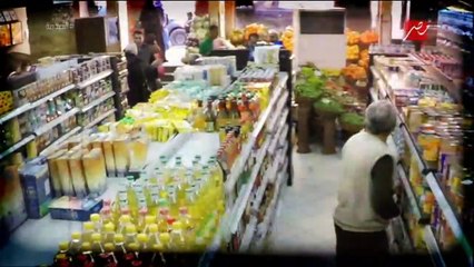 الحلقة 10 - الصدمة  موقف مؤلم  لرجل فقير يسرق من السوبر ماركت ليأكل هو و أسرته