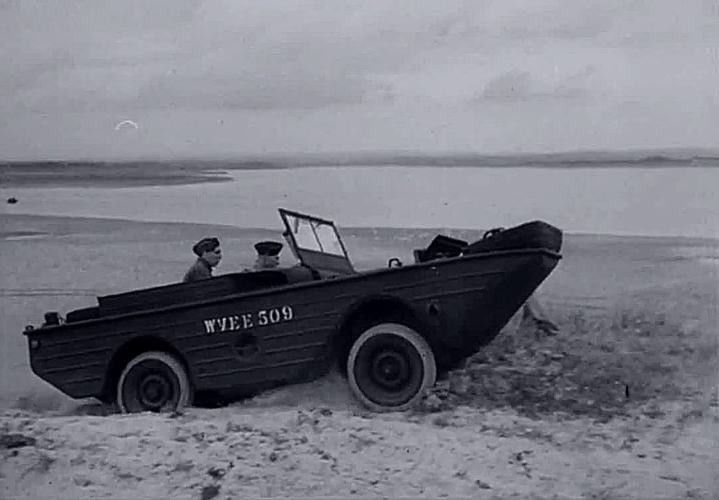 Demonstration of performance of Amphibious Wheeled Vehicles (1943)