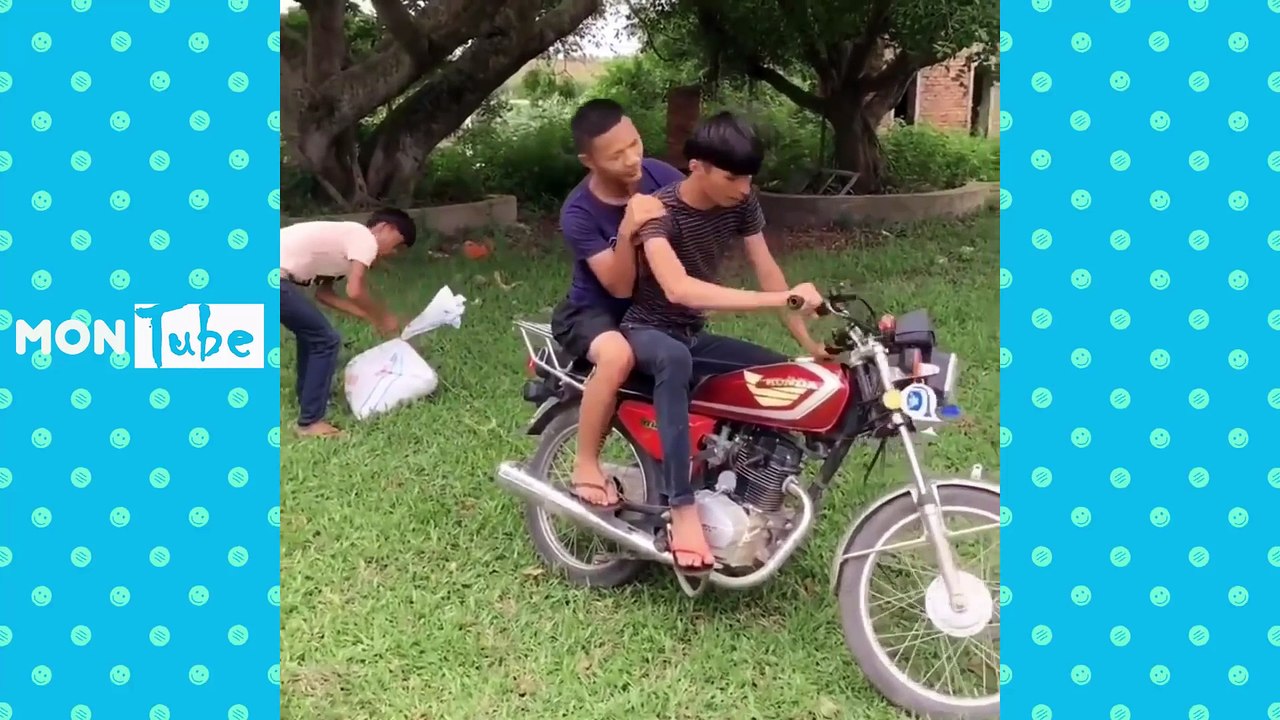 Stop laughing P8 ● The funny moments 2018
