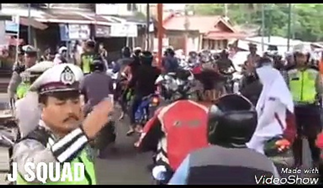 TENDA HAJATAN DIBONGKAR PAKSA OLEH KEPOLISIAN!!