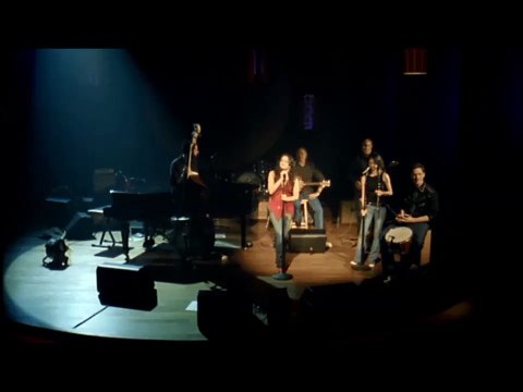 NORAH JONES – THE LONG WAY HOME – NORAH JONES and THE HANDSOME BAND: LIVE IN 2004