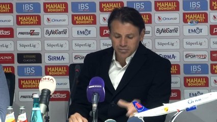 Tamer Tuna: “Kazanacağımız maçı rakibe verdik”