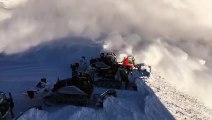 Des Skieurs surpris par la puissance d'une avalanche à la station d’Anzère !
