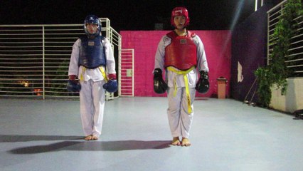 CLB Taekwondo ĐH Thăng Long thứ 5 30-6-2016 kỳ thi thăng cấp lần thứ 22 MVI_4411
