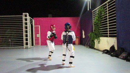 CLB Taekwondo ĐH Thăng Long thứ 5 30-6-2016 kỳ thi thăng cấp lần thứ 22 MVI_4424