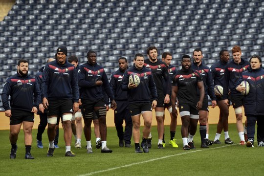 XV de France : Sur des chardons ardents