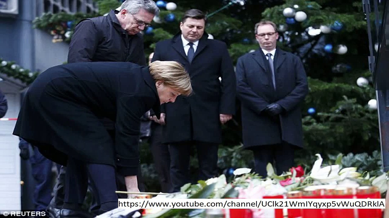 Angela Merkel appears NAKED in shake up caricature unkind German Chancellor's unification partici...