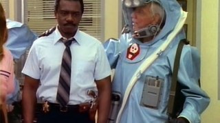 Sledge Hammer ! S02 E13 They call me mr trunk