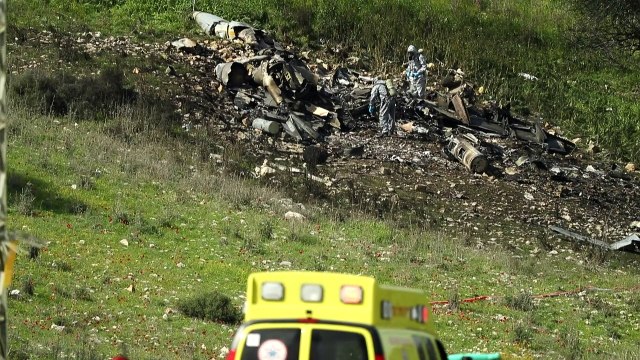 Israel bombardea objetivos iraníes en Siria