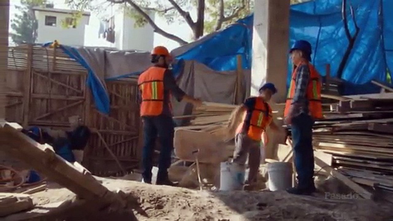 Santiago se cae de la obra _ Caer en tentación Capitulo 87