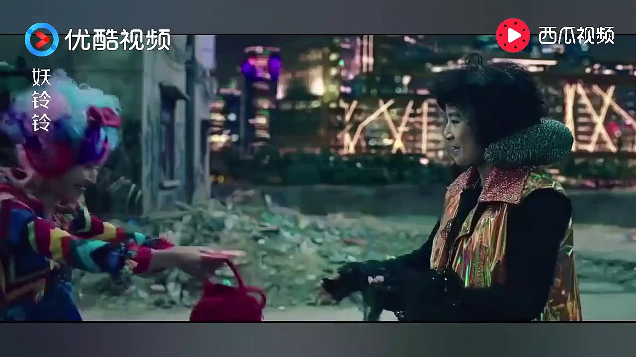 《妖铃铃 Demon bell》捉鬼大师炫耀名人合影，看到上面的人，客户更担心了