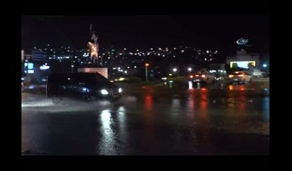 Bodrum’da su borusu patladı, ortalık savaş alanına döndü