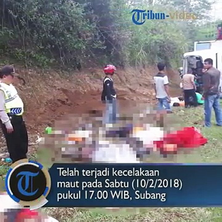 Breaking_News__Belasan_Orang_Tewas_Dalam_Kecelakaan_Maut_Bus_di_Kabupaten_Subang