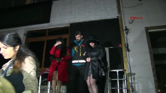 Fuhuş ve insan ticareti operasyonunda 40 gözaltı