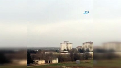 Afrin'deki PYD mevzileri roketatarlarla vurulmaya devam ediyor