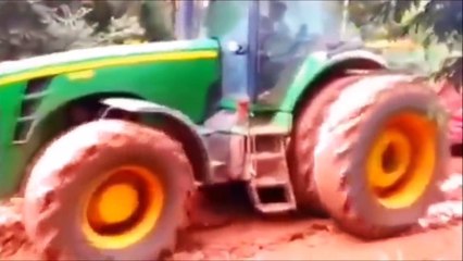 Vidéo de la plupart des équipements lourds dans le monde. Camions extrêmes 2018