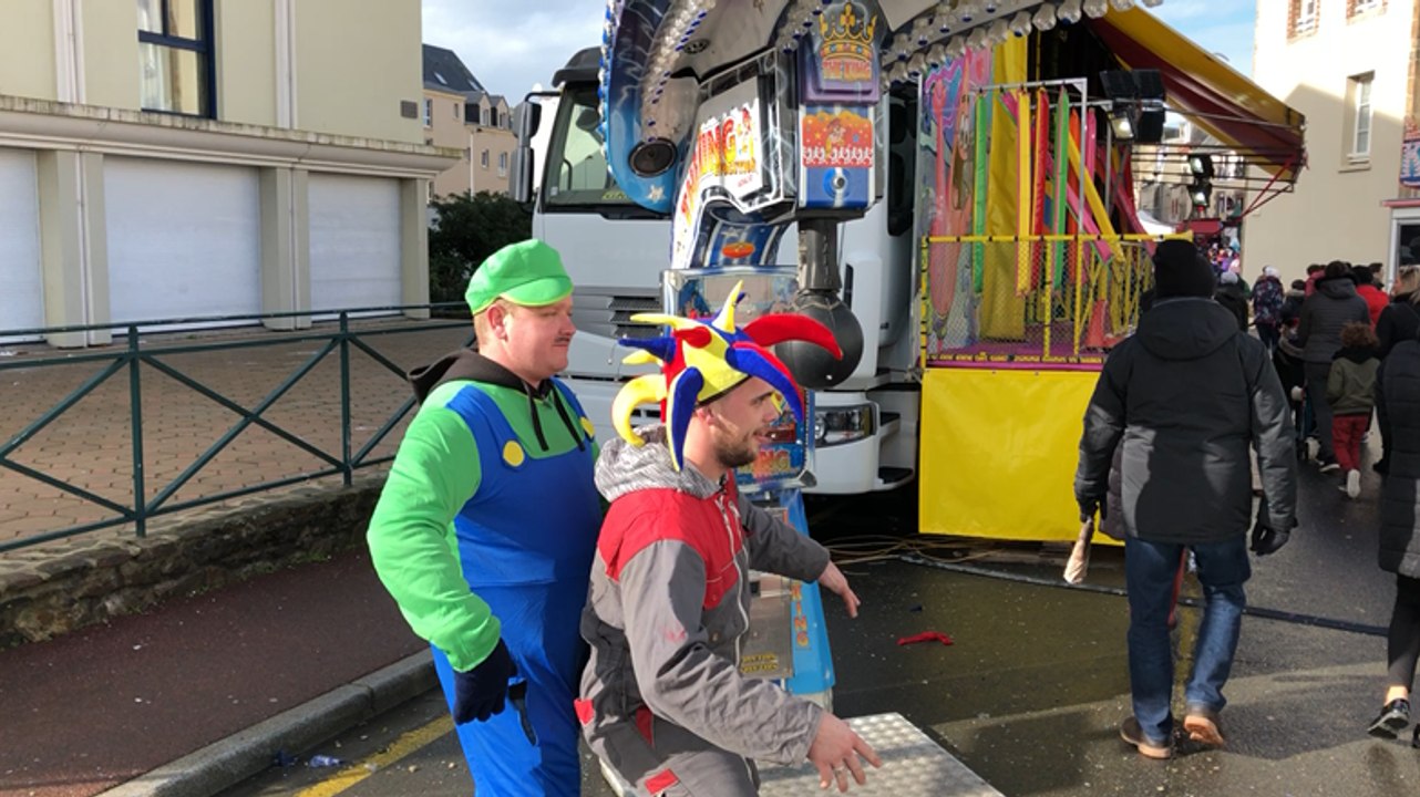 Fête foraine pendant le Carnaval de Granville