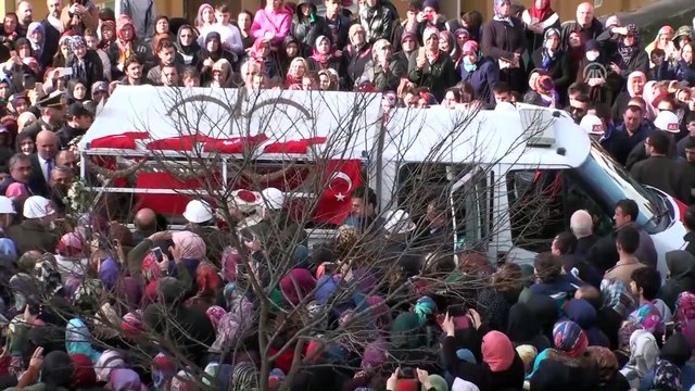 Şehitlerimizi uğurluyoruz - Şehit Uzman Çavuş Burak Akalın'ın cenaze töreni (2) - SAMSUN