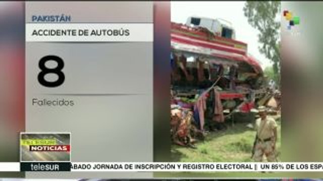 Mueren 8 personas en accidente de autobús en Pakistán