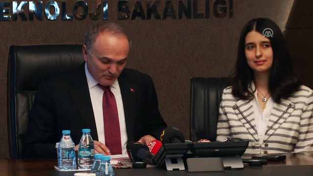 Bakan Özlü, Aziz Sancar bursunun ilk sahibi Değer'i kabul etti - ANKARA