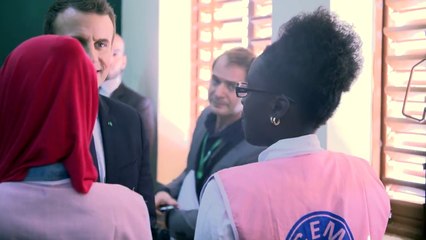 Macron résume son séjour au Sénégal.