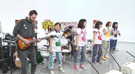 [ももクロ × ポール・ギルバート] 猛烈宇宙交響曲・第七楽章「無限の愛」 ももいろクローバーZ Paul Gilbert