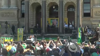 Aumenta pressão para demissão de Jacob Zuma