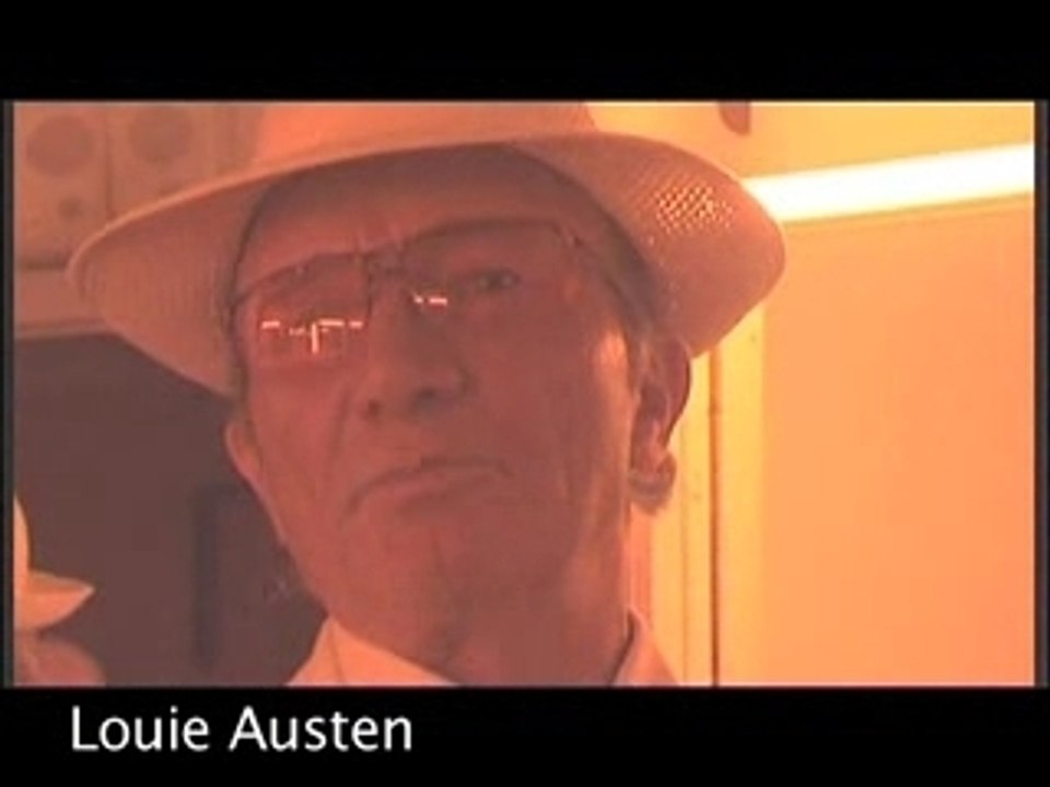 Louie Austen grüßt aus dem Engelbrot