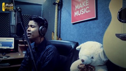 Ali Sastra - Kau Ditakdirkan Untukku (Video Cover)