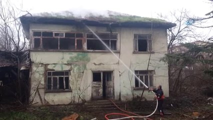 Düzce'de Kullanılmayan Metruk Binada Yangın