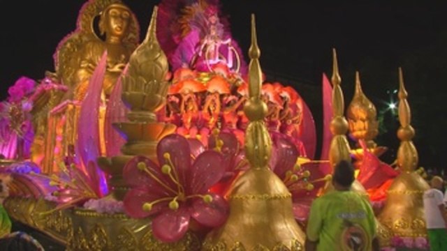 Un homenaje a China abre el desfile de las escuelas de samba de Río de Janeiro