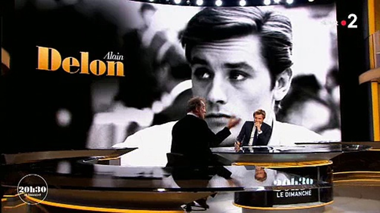 La déclaration d'amour de Vincent Lindon à Alain Delon : "Je n'ai rien vu de plus beau qu'Alain Delon" - Regardez
