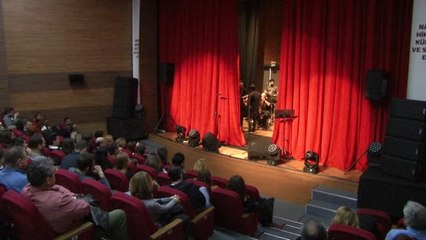 Bu Kez Şarkılar Sokak Hayvanları İçin Söylendi