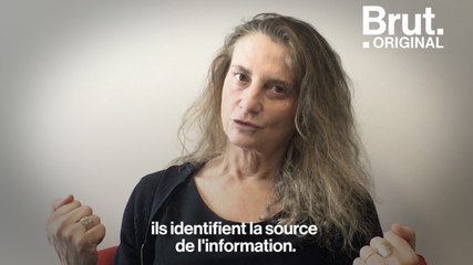Une institutrice apprend à ses élèves à débusquer les fake news