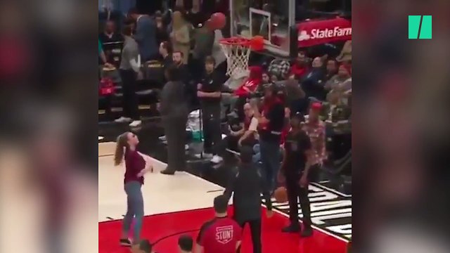 Ces deux participantes n'ont vraiment, VRAIMENT pas compris les règles du ... morpion