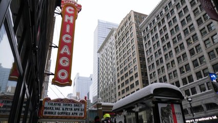 تسعة أيام من التساقط المتواصل للثلوج في شيكاغو